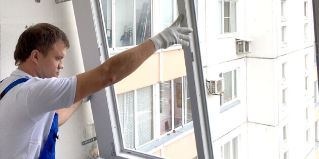 Опытные бригады монтажников Монтаж и отделка окон, проема